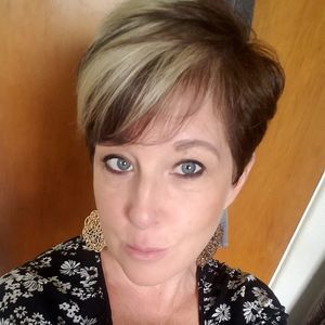 Meet your Posher, Jillian